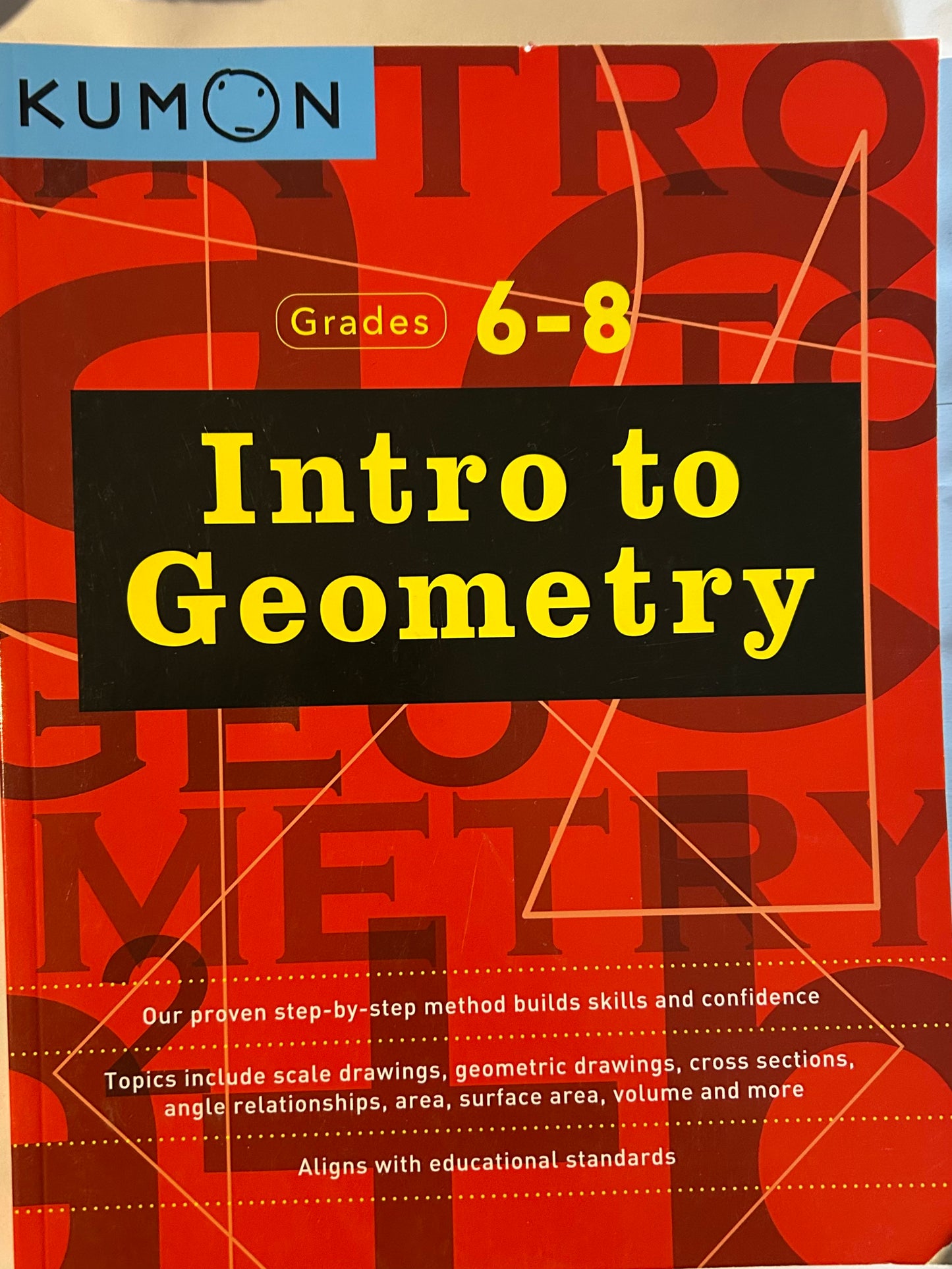 Kumon Intro to Geometry-Grades 6-8 (Kumon Middle School Math Workbooks)
